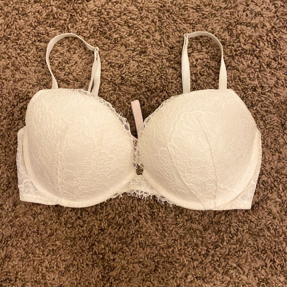 Like new! Dream Angels push up bra 36D